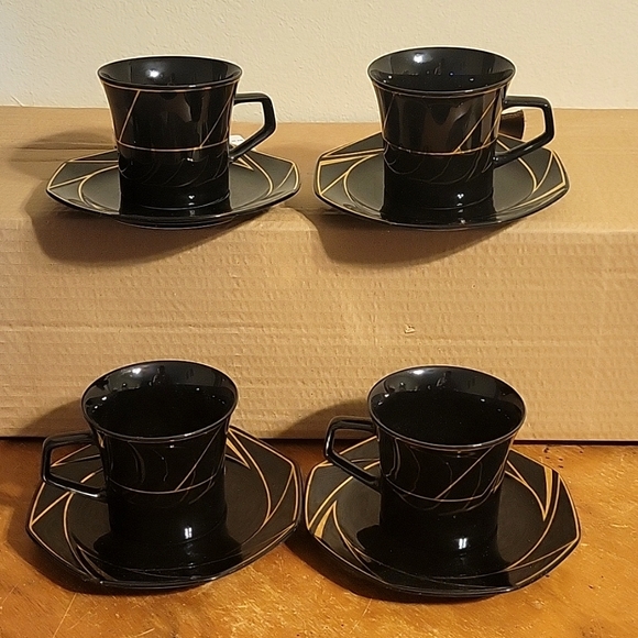 Gallery Collections by Ranmaru-Crystalline Black Cups and Saucers - Picture 1 of 4